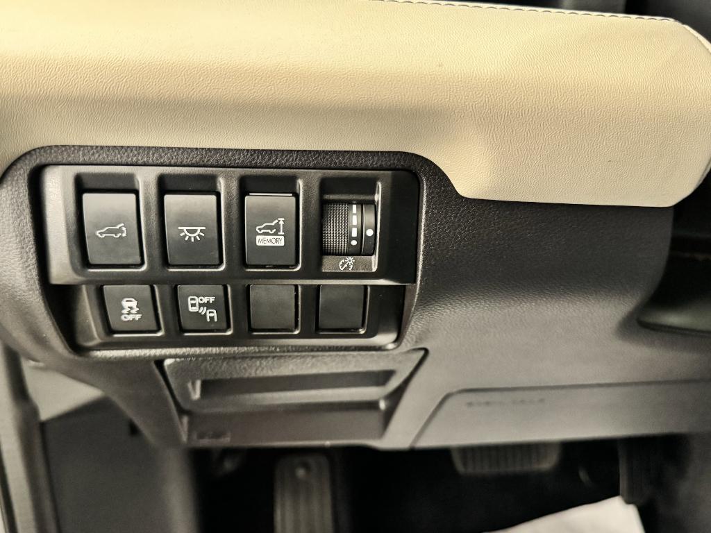 used 2022 Subaru Ascent car, priced at $27,999