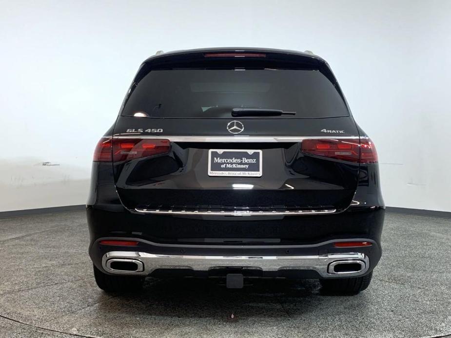 new 2025 Mercedes-Benz GLS 450 car, priced at $97,035