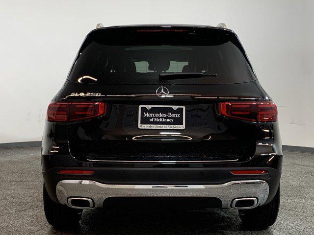 new 2025 Mercedes-Benz GLB 250 car, priced at $50,665