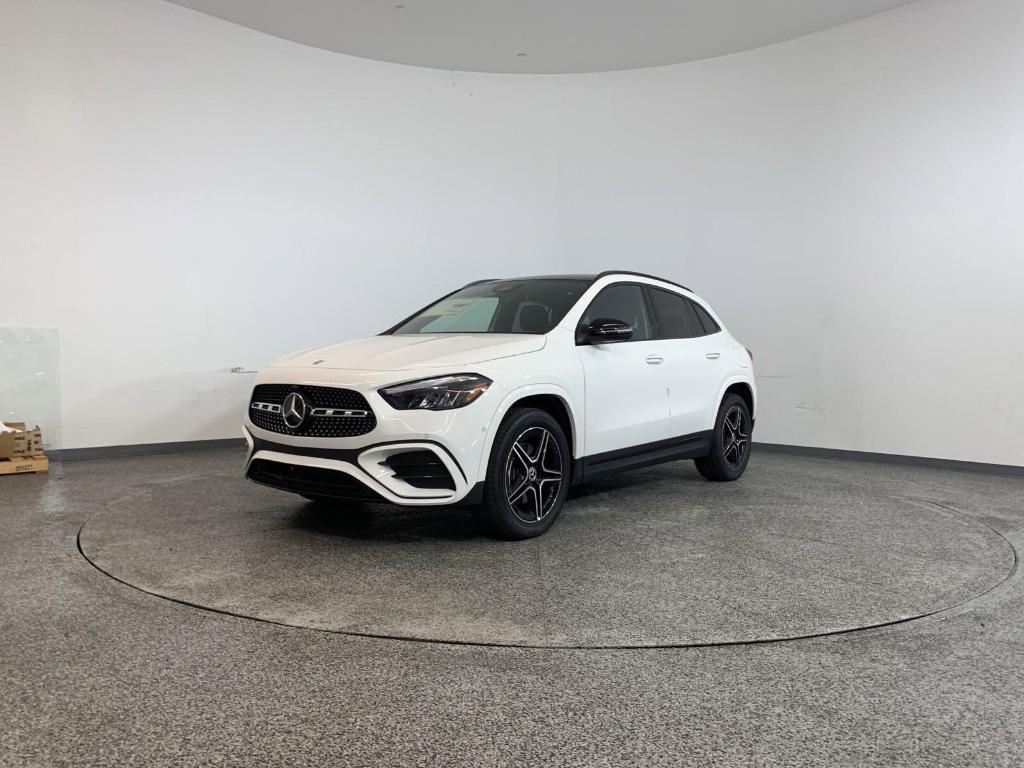 new 2025 Mercedes-Benz GLA 250 car, priced at $52,055