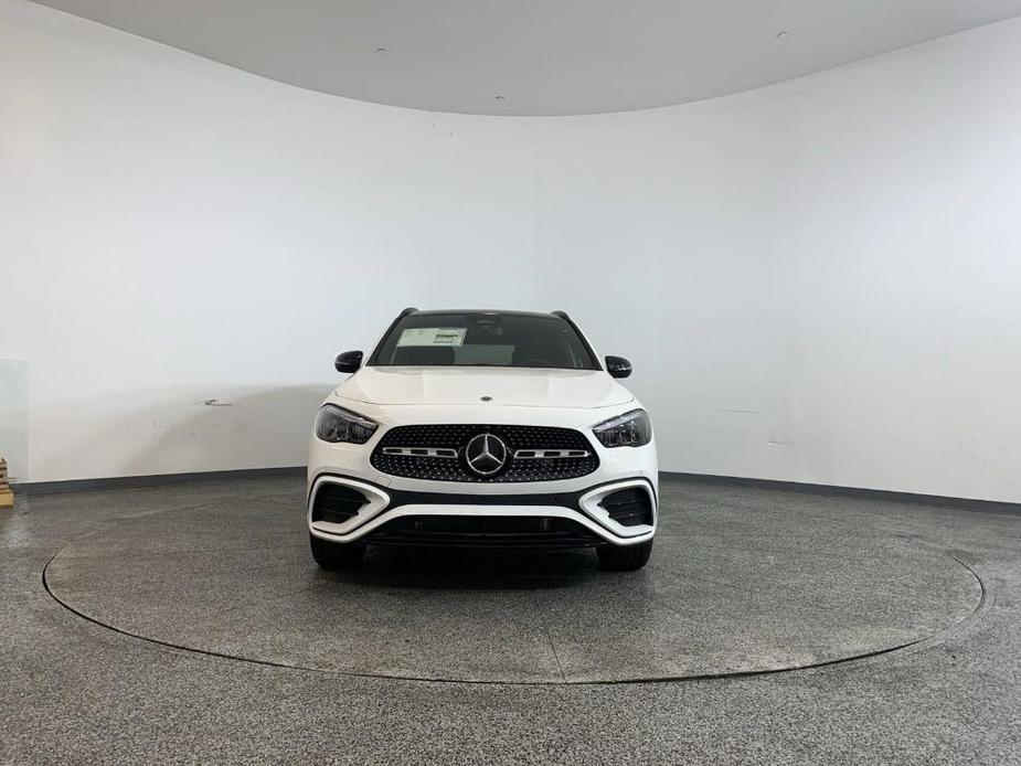 new 2025 Mercedes-Benz GLA 250 car, priced at $52,205