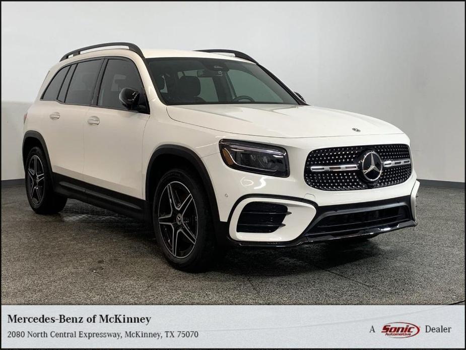 new 2025 Mercedes-Benz GLB 250 car, priced at $50,410