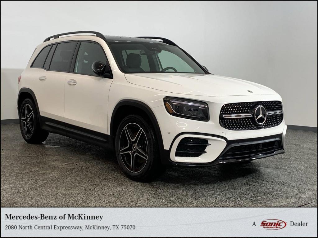 new 2025 Mercedes-Benz GLB 250 car, priced at $53,665