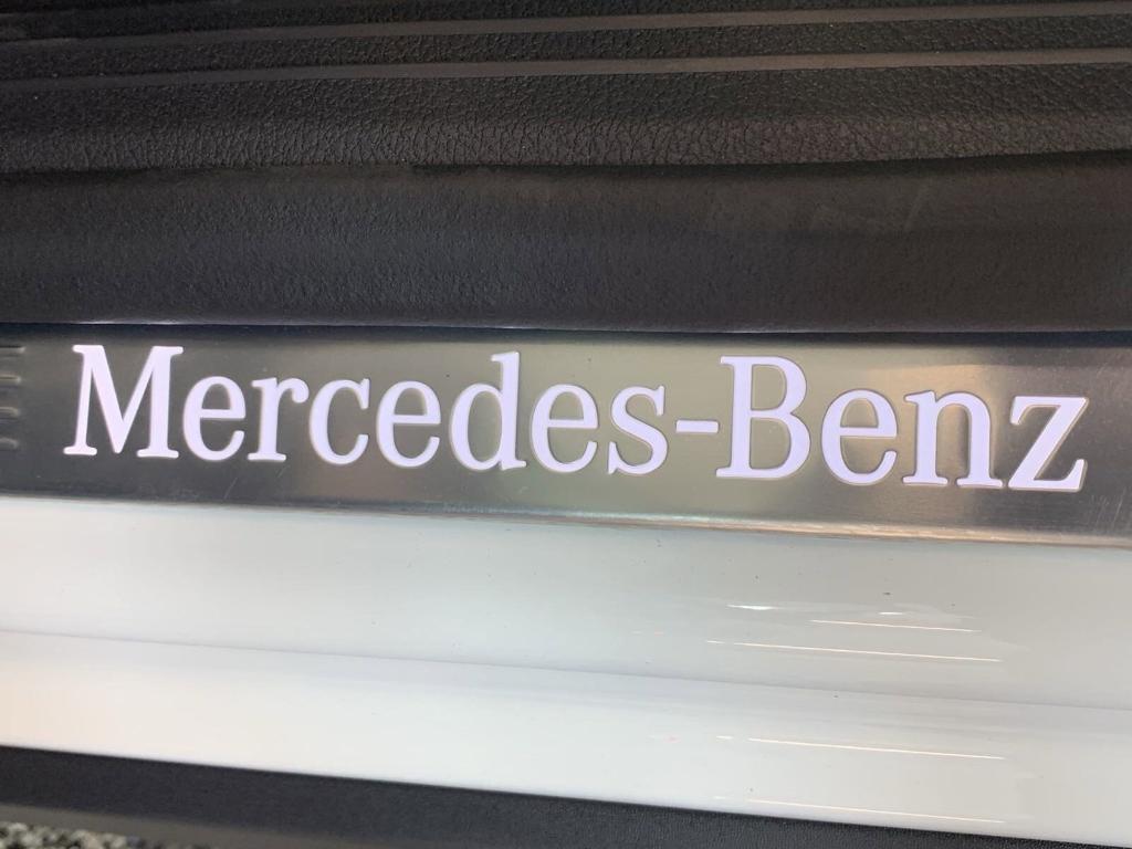 new 2025 Mercedes-Benz GLB 250 car, priced at $53,665