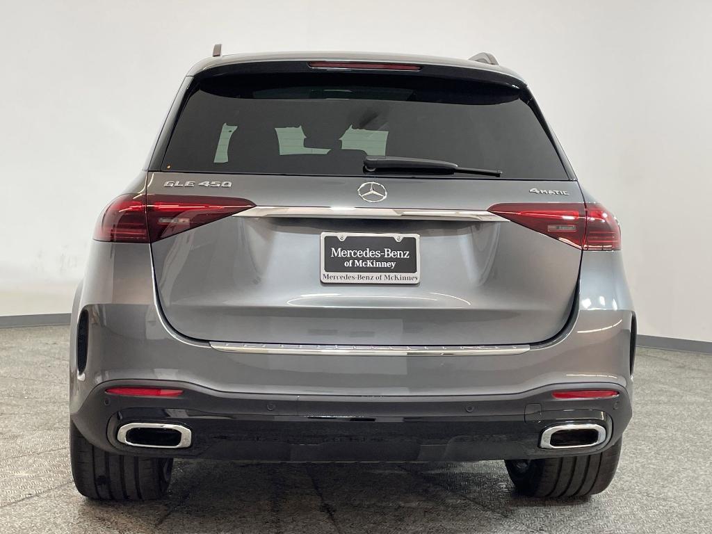 new 2025 Mercedes-Benz GLE 450 car, priced at $84,005