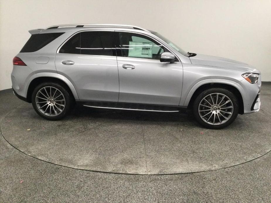 new 2024 Mercedes-Benz GLE 450 car, priced at $82,450