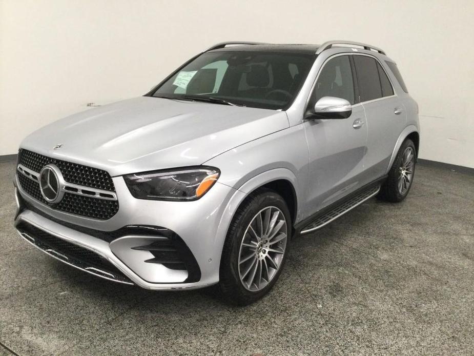 new 2024 Mercedes-Benz GLE 450 car, priced at $82,450