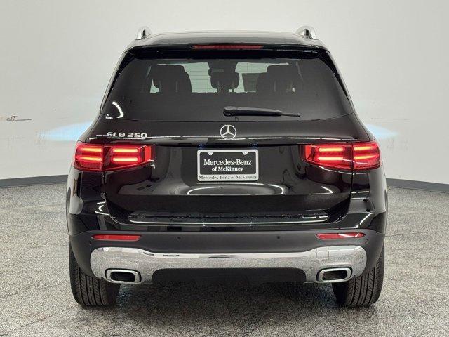 new 2025 Mercedes-Benz GLB 250 car, priced at $47,145
