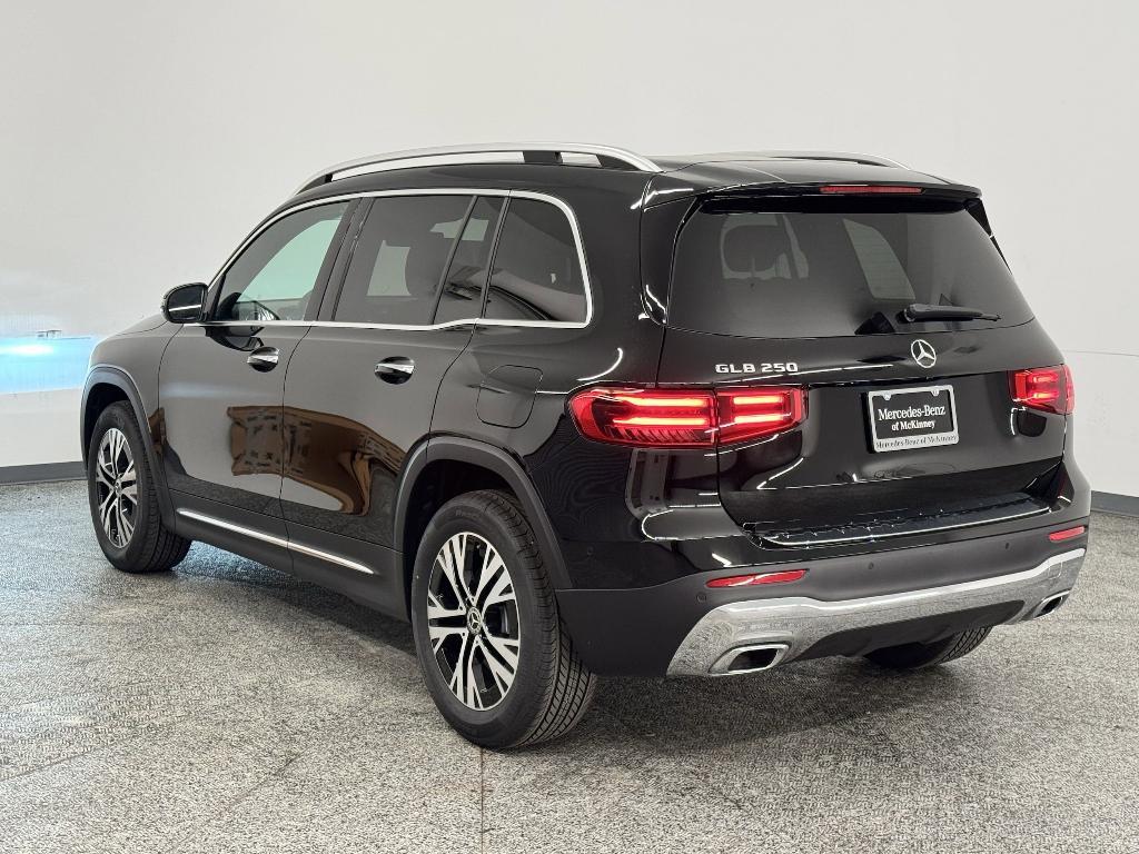new 2025 Mercedes-Benz GLB 250 car, priced at $47,145