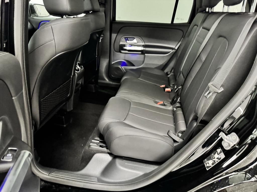 new 2025 Mercedes-Benz GLB 250 car, priced at $47,145