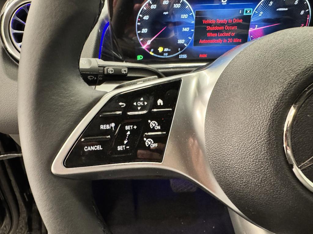 new 2025 Mercedes-Benz GLB 250 car, priced at $47,145