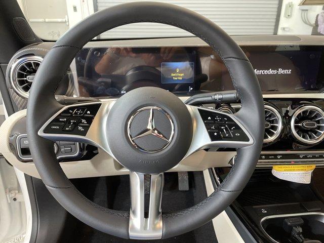 new 2025 Mercedes-Benz CLA 250 car, priced at $45,710
