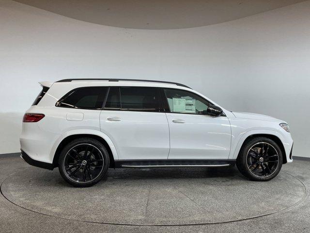 new 2025 Mercedes-Benz GLS 580 car, priced at $126,550