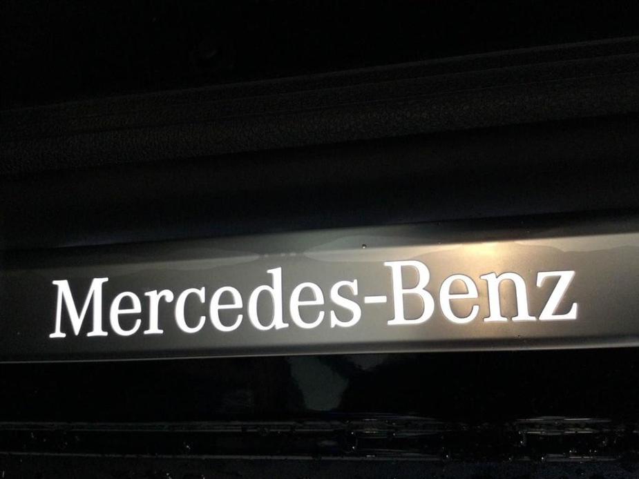 new 2024 Mercedes-Benz GLC 300 car, priced at $65,435