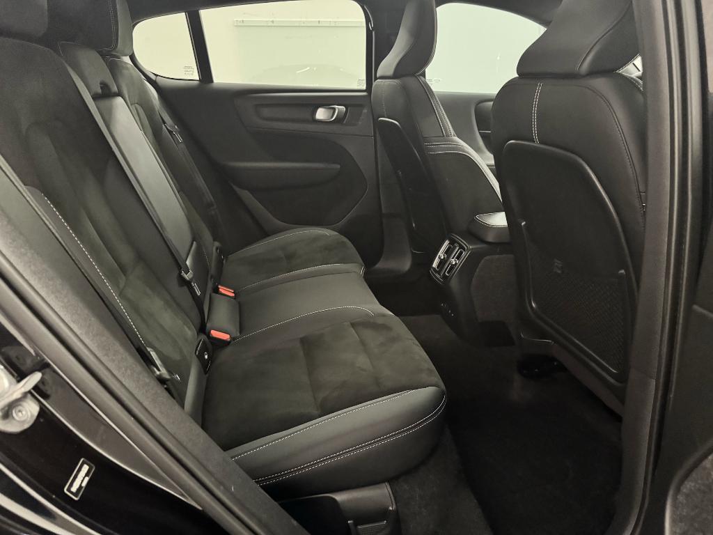 used 2023 Volvo C40 Recharge Pure Electric car, priced at $29,998