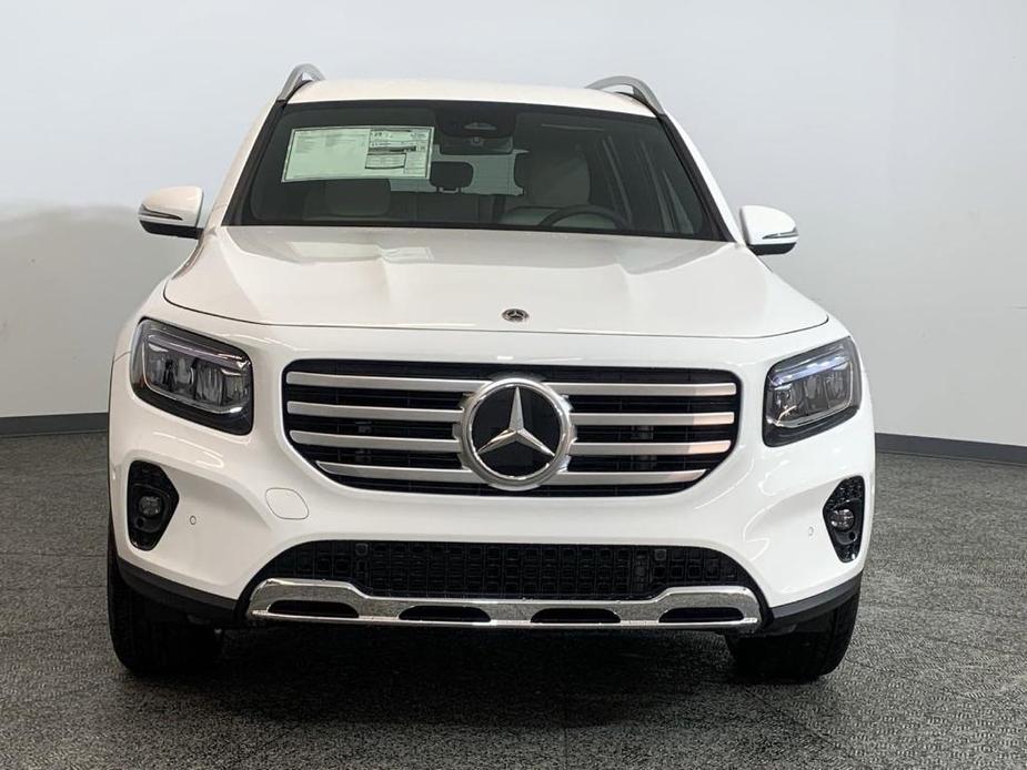 new 2025 Mercedes-Benz GLB 250 car, priced at $47,595