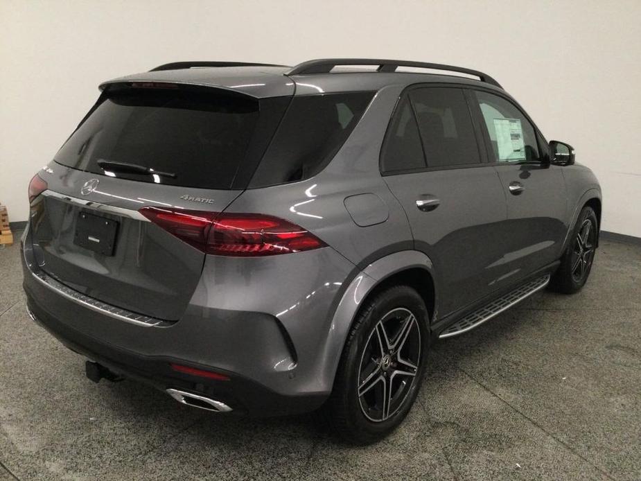 new 2024 Mercedes-Benz GLE 450 car, priced at $84,865