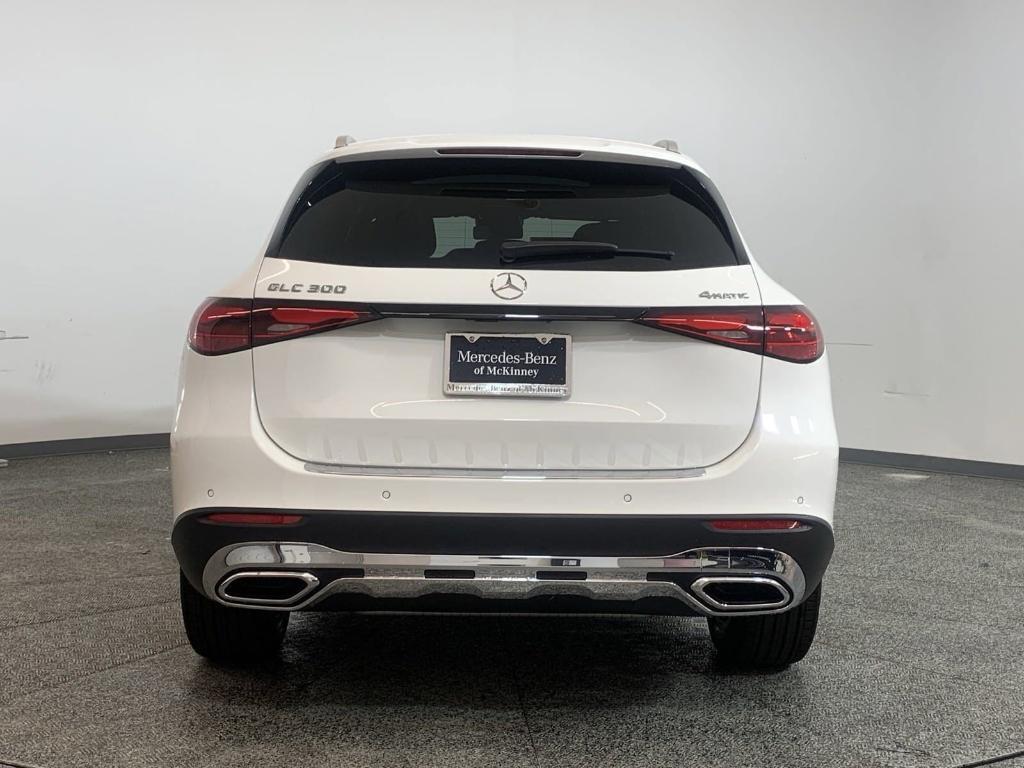 new 2025 Mercedes-Benz GLC 300 car, priced at $55,965