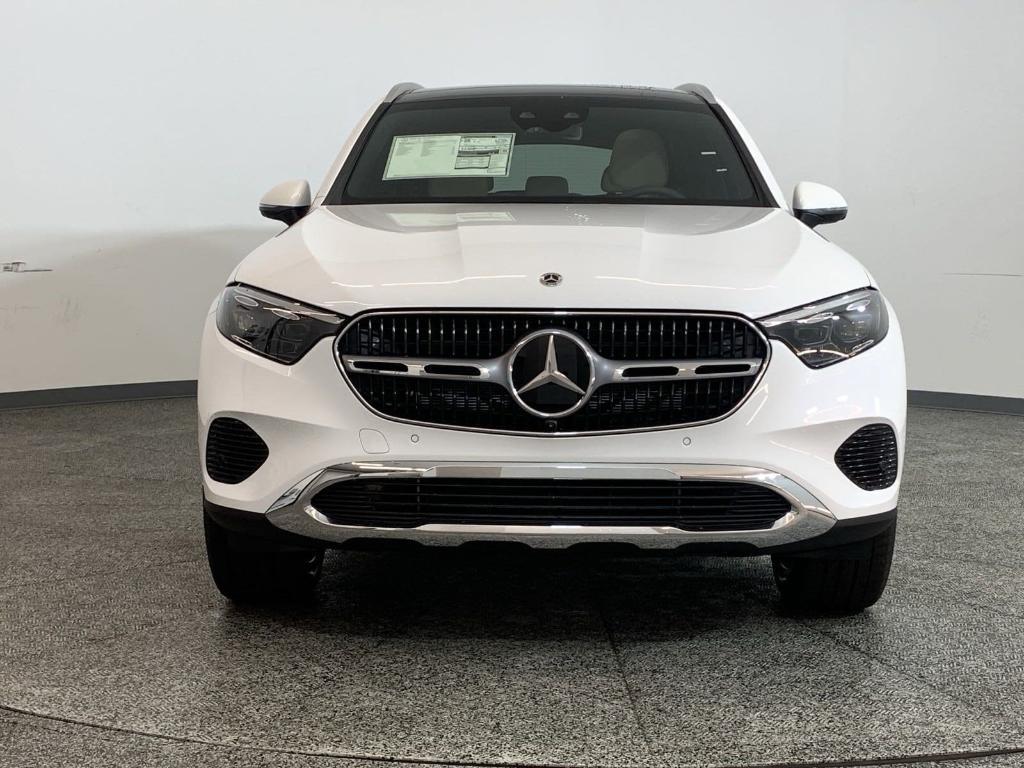 new 2025 Mercedes-Benz GLC 300 car, priced at $67,135