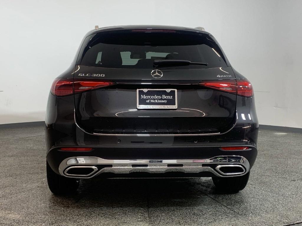 new 2025 Mercedes-Benz GLC 300 car, priced at $53,915