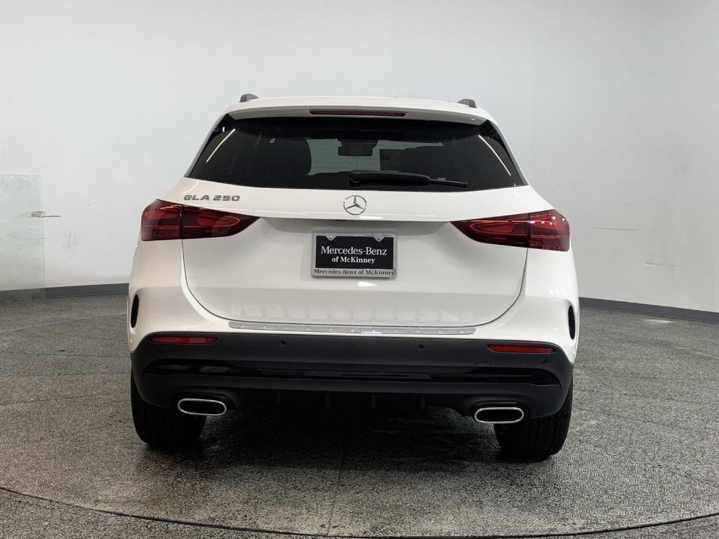 new 2025 Mercedes-Benz GLA 250 car, priced at $50,455