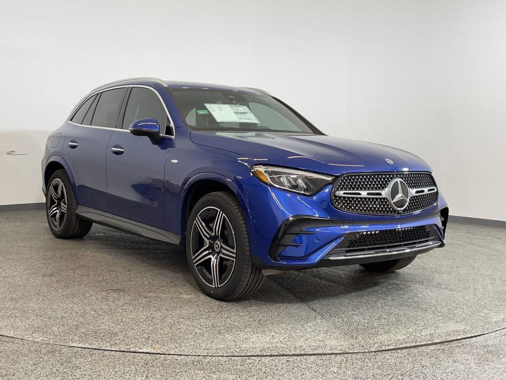 new 2025 Mercedes-Benz GLC 350e car, priced at $66,350