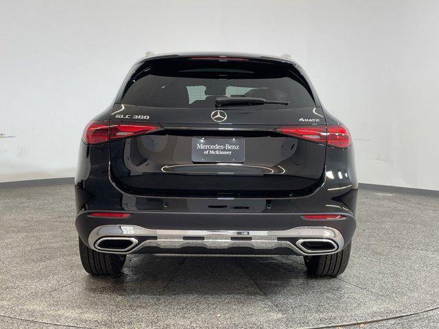 new 2025 Mercedes-Benz GLC 300 car, priced at $54,285