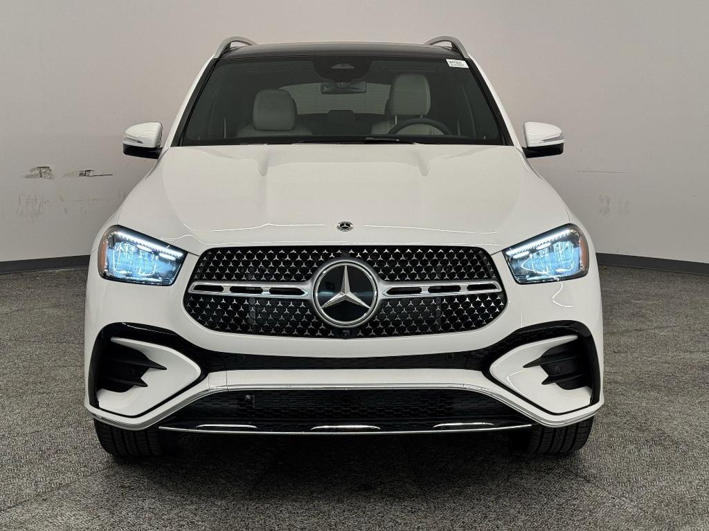 new 2025 Mercedes-Benz GLE 450 car, priced at $80,845
