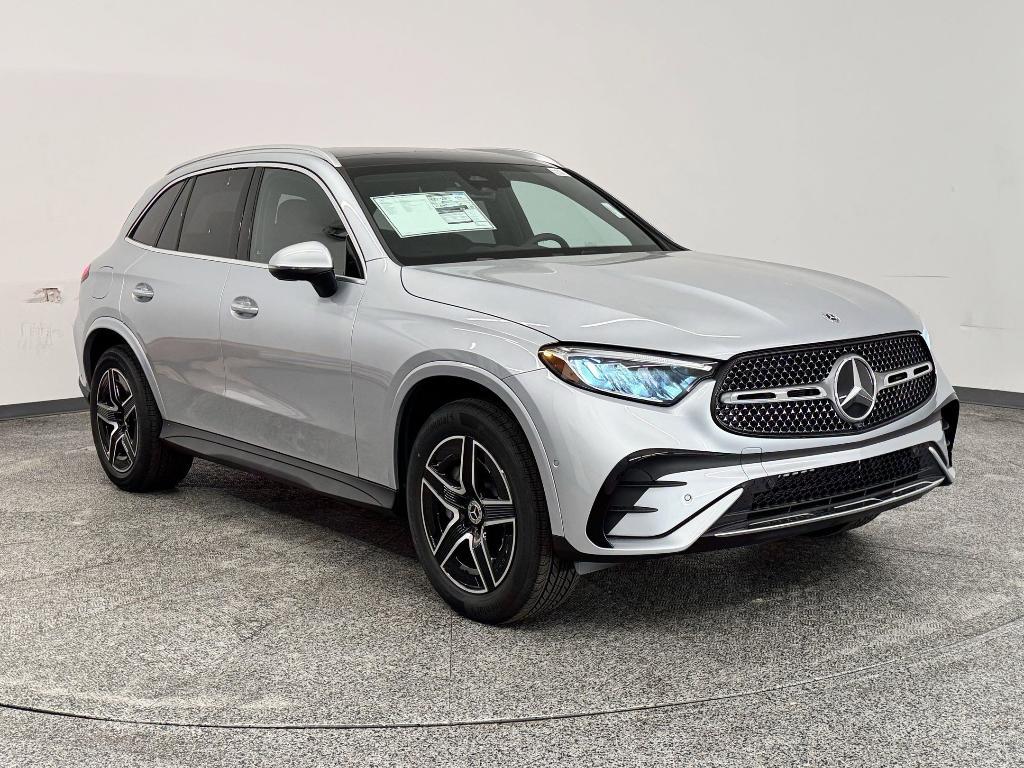 new 2026 Mercedes-Benz GLC 350e car, priced at $67,950