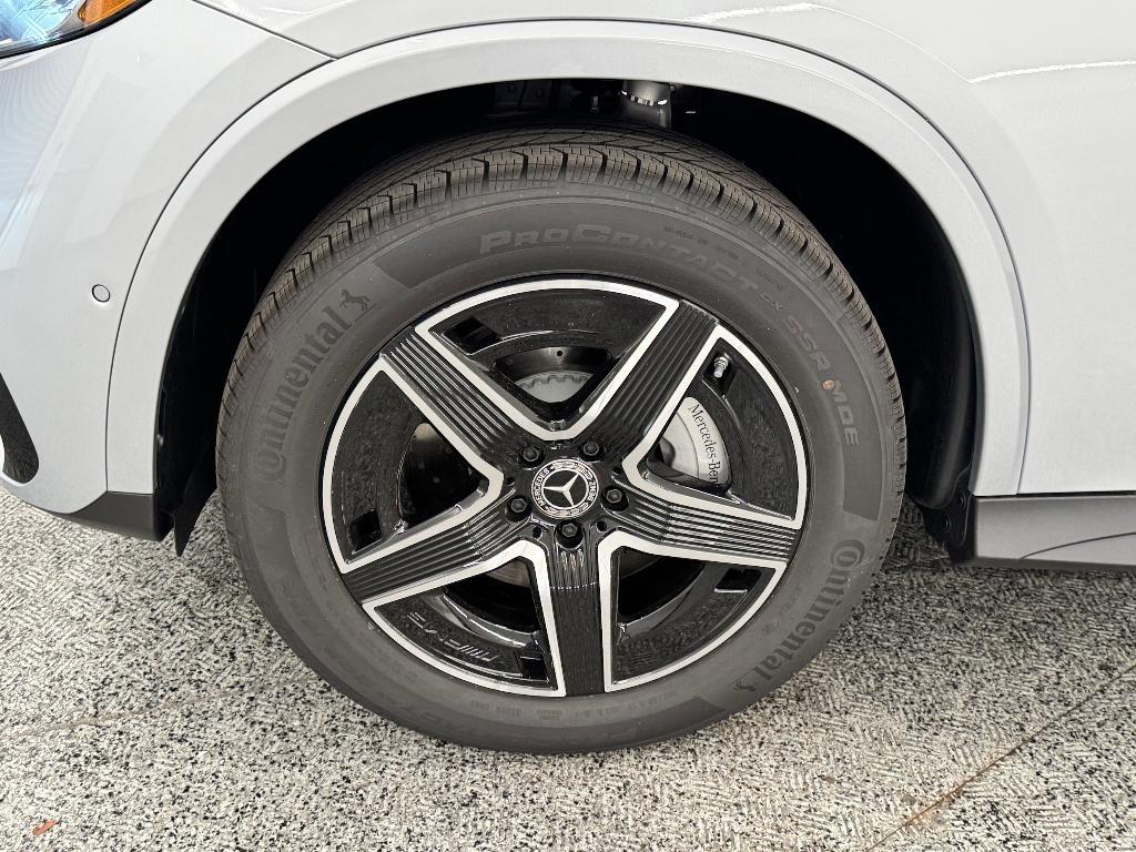 new 2026 Mercedes-Benz GLC 350e car, priced at $67,950