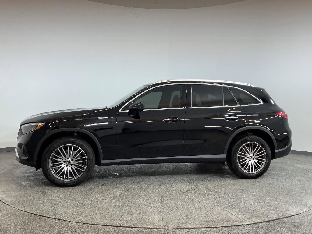 new 2025 Mercedes-Benz GLC 300 car, priced at $51,035