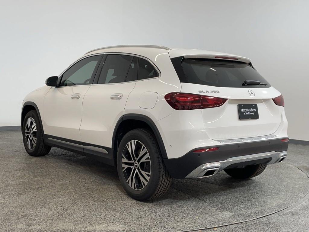 new 2025 Mercedes-Benz GLA 250 car, priced at $44,460