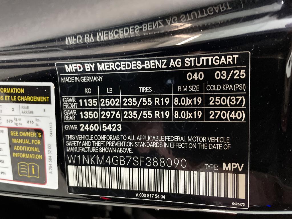 new 2025 Mercedes-Benz GLC 300 car, priced at $51,035