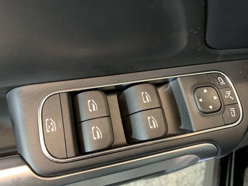 new 2024 Mercedes-Benz EQB 350 car, priced at $63,225