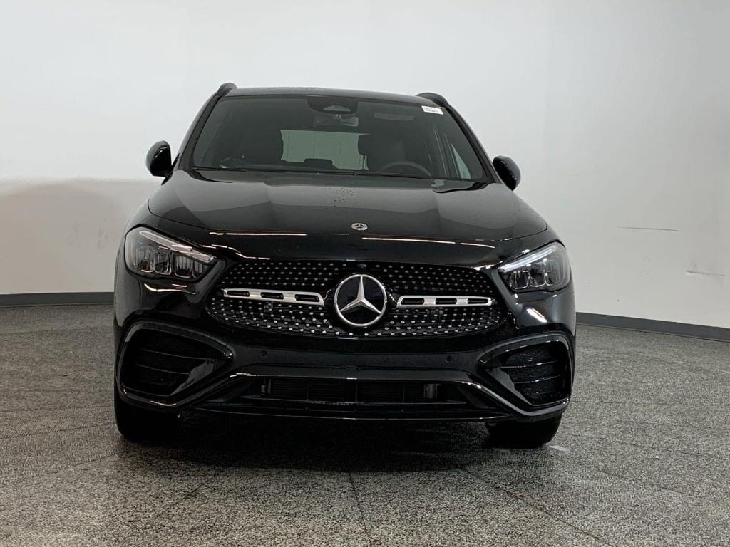 new 2025 Mercedes-Benz GLA 250 car, priced at $52,205