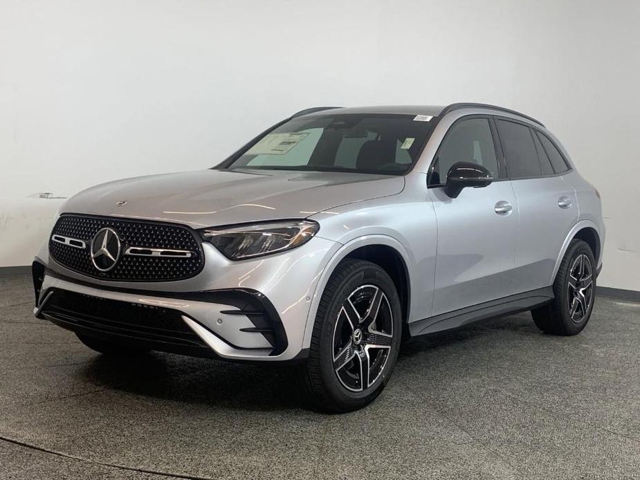 new 2025 Mercedes-Benz GLC 300 car, priced at $62,485