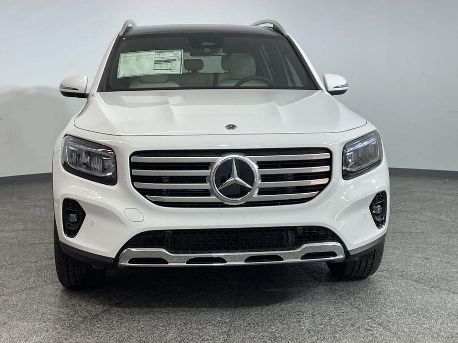 new 2025 Mercedes-Benz GLB 250 car, priced at $50,285