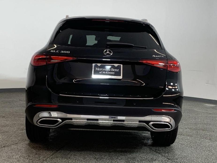 new 2025 Mercedes-Benz GLC 300 car, priced at $55,965