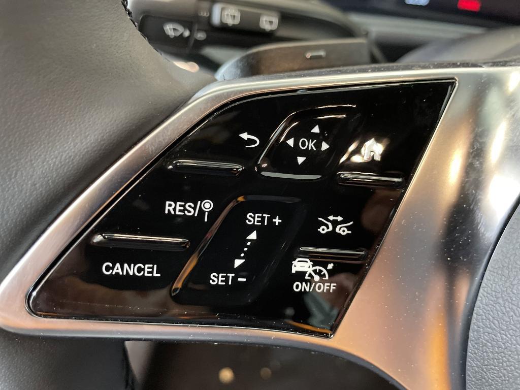 new 2025 Mercedes-Benz GLA 250 car, priced at $50,855