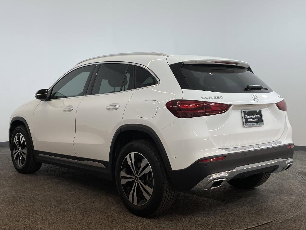 new 2025 Mercedes-Benz GLA 250 car, priced at $45,635