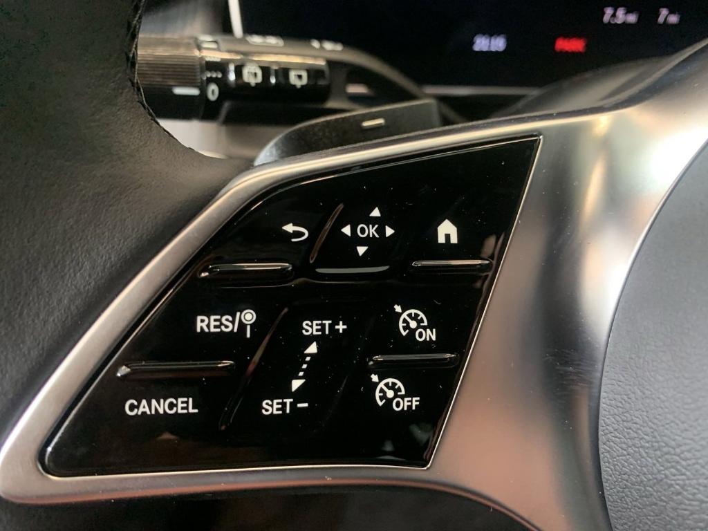 new 2025 Mercedes-Benz GLC 300 car, priced at $52,765