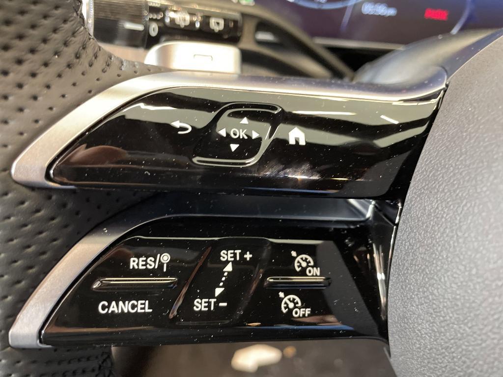 new 2025 Mercedes-Benz GLC 350e car, priced at $65,600