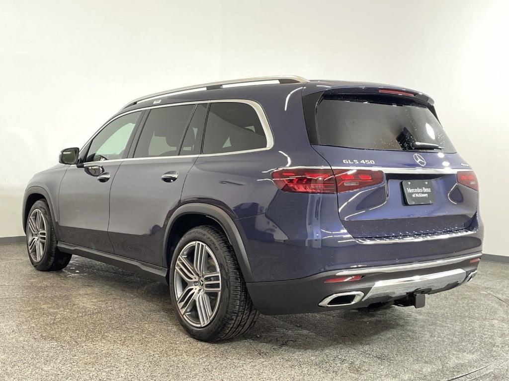 new 2025 Mercedes-Benz GLS 450 car, priced at $92,825