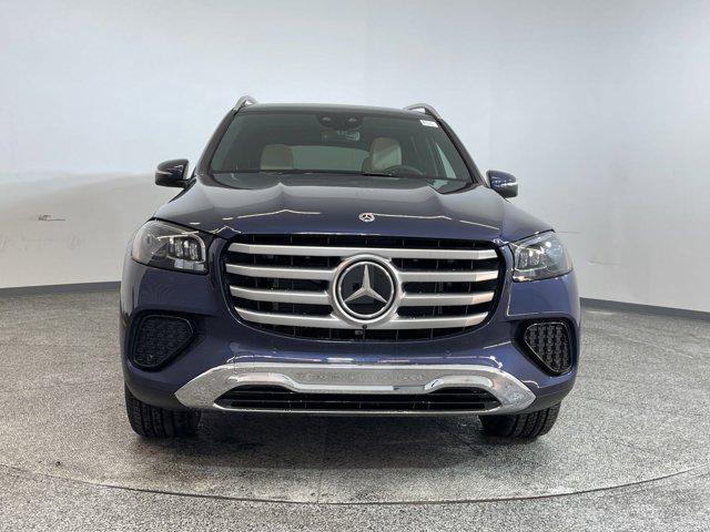 new 2025 Mercedes-Benz GLS 450 car, priced at $92,825