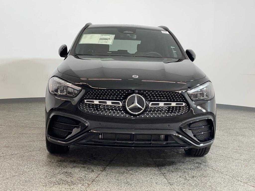 new 2025 Mercedes-Benz GLA 250 car, priced at $54,600