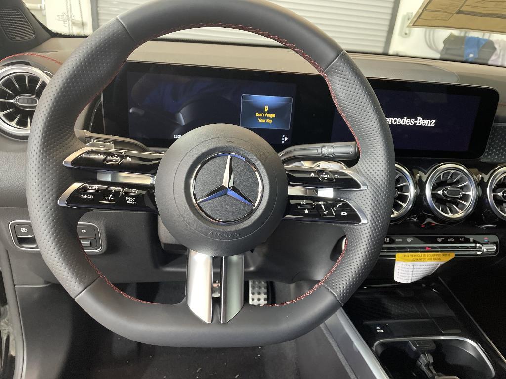 new 2024 Mercedes-Benz EQB 250 car, priced at $59,025