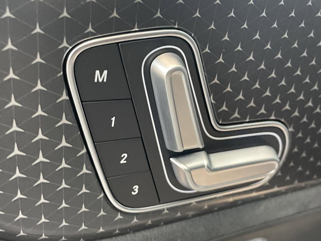 new 2024 Mercedes-Benz EQB 250 car, priced at $59,025