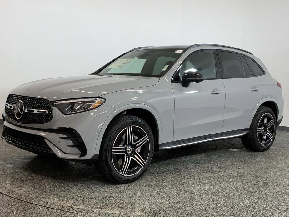 new 2025 Mercedes-Benz GLC 300 car, priced at $66,065