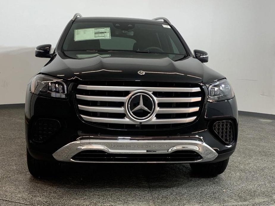 new 2025 Mercedes-Benz GLS 450 car, priced at $91,945