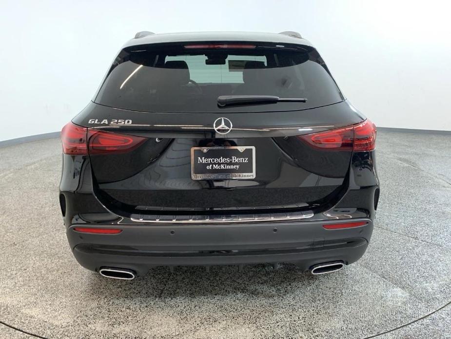 new 2024 Mercedes-Benz GLA 250 car, priced at $49,725